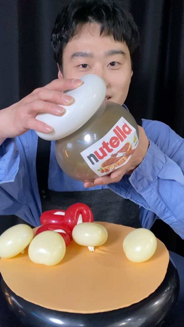 Korean Artist Jiwon Lee Crafts Stunning Balloon Food That Looks Good Enough to Eat (43 Pics) Korean Artist Jiwon Lee Crafts Stunning Balloon Food That Looks Good Enough to Eat (43 Pics)