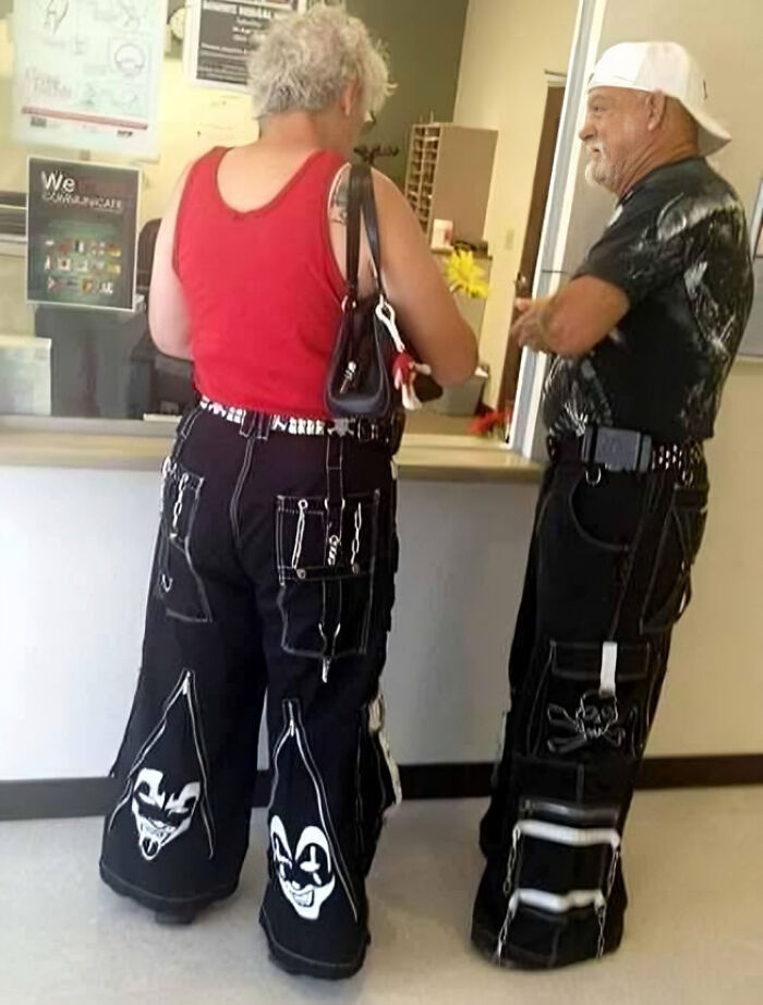 “Pics That Go Hard”: 30 Of The Best Posts From This IG Page (New Pics)