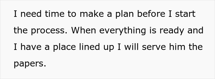 Woman’s Husband Keeps Advocating For Breast Implants For Her, She Finally Snaps Woman’s Husband Keeps Advocating For Breast Implants For Her, She Finally Snaps