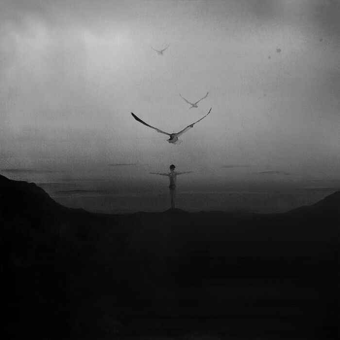 Artist Creates Black-And-White Paintings Reflecting The Bond Between Humans, Nature, And Animals (30 Pics) Artist Creates Black-And-White Paintings Reflecting The Bond Between Humans, Nature, And Animals (30 Pics)