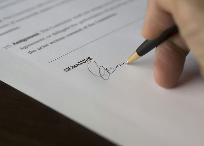 “Always Document Everything”: Woman Gets Illegally Fired, Makes The Company Regret It “Always Document Everything”: Woman Gets Illegally Fired, Makes The Company Regret It