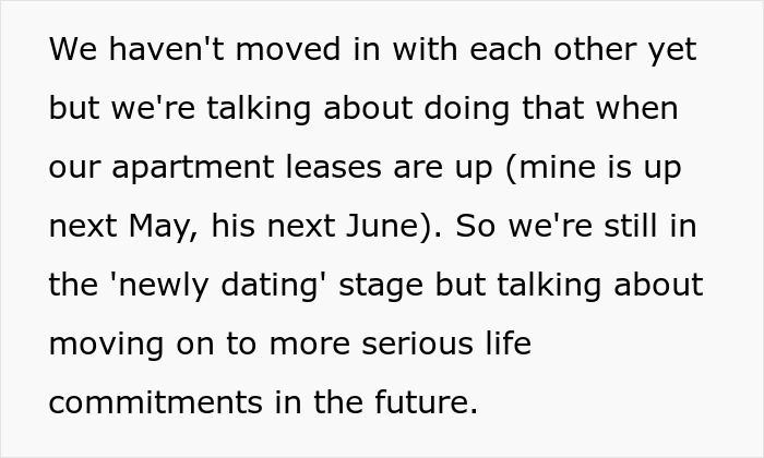 Woman Refuses To Risk Her Job So BF Can Check Her Phone At All Times As A ‘Trust Gesture’ Woman Refuses To Risk Her Job So BF Can Check Her Phone At All Times As A ‘Trust Gesture’