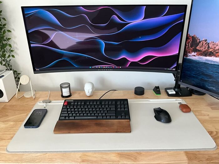 49 Elegant Upgrades That Remote Workers Can’t Live Without 49 Elegant Upgrades That Remote Workers Can’t Live Without