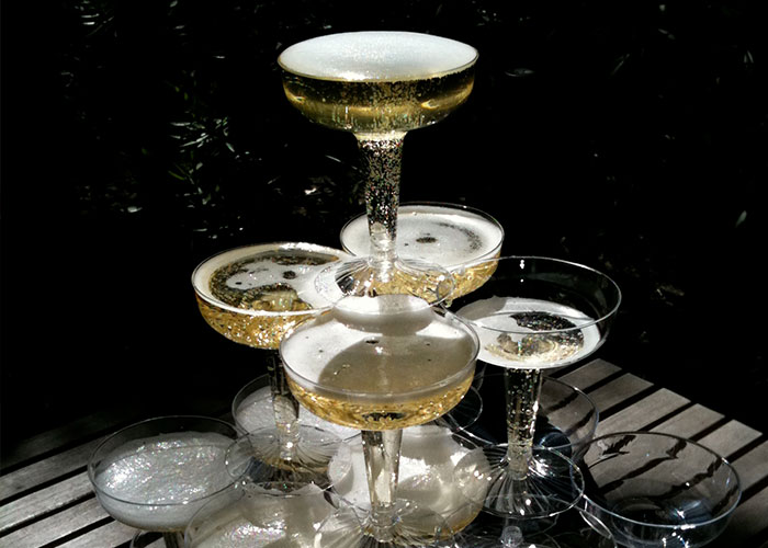 27 People Share The Biggest Scams In History That Are Still Up To This Day 27 People Share The Biggest Scams In History That Are Still Up To This Day