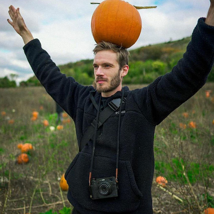 Japan Is Enacting Stricter Measures To Deal With “Infestation” Of “Obnoxious” American Influencers Japan Is Enacting Stricter Measures To Deal With “Infestation” Of “Obnoxious” American Influencers