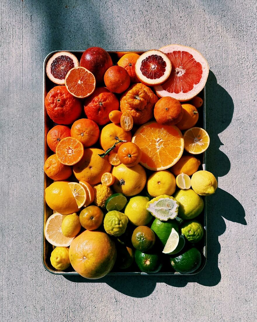 70 Captivating Gradient Photos Of Ordinary Items By Brittany Wright 70 Captivating Gradient Photos Of Ordinary Items By Brittany Wright