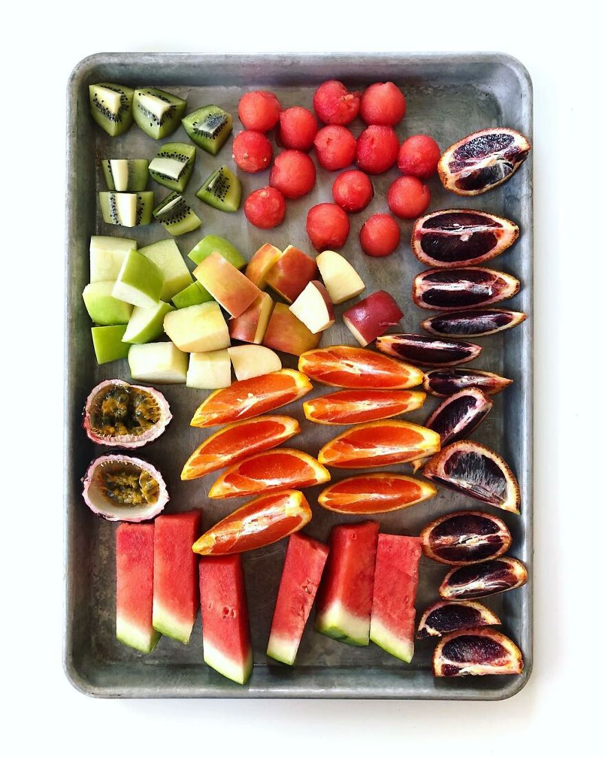 70 Captivating Gradient Photos Of Ordinary Items By Brittany Wright 70 Captivating Gradient Photos Of Ordinary Items By Brittany Wright