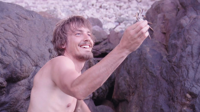 Vegetarian Contestant Forced To Eat Meat After Vowing Not To “Harm Anything With A Heartbeat” Vegetarian Contestant Forced To Eat Meat After Vowing Not To “Harm Anything With A Heartbeat”