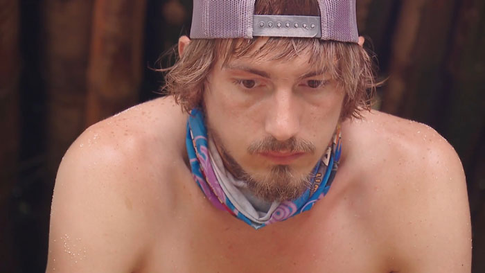 Vegetarian Contestant Forced To Eat Meat After Vowing Not To “Harm Anything With A Heartbeat” Vegetarian Contestant Forced To Eat Meat After Vowing Not To “Harm Anything With A Heartbeat”