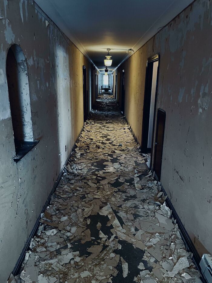 People On The Internet Shared 50 Photos Of The Creepiest Corridors They’ve Ever Seen (New Pics) People On The Internet Shared 50 Photos Of The Creepiest Corridors They’ve Ever Seen (New Pics)