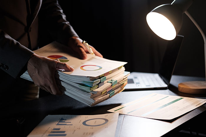Boss Punishes Employee With More Work Just Because He “Doesn’t Look Busy”, He Learns His Lesson Boss Punishes Employee With More Work Just Because He “Doesn’t Look Busy”, He Learns His Lesson