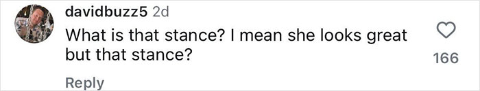 Fans Fume Over British Vogue’s New Cover Of Florence Pugh: “This Is Bad Photography” Fans Fume Over British Vogue’s New Cover Of Florence Pugh: “This Is Bad Photography”