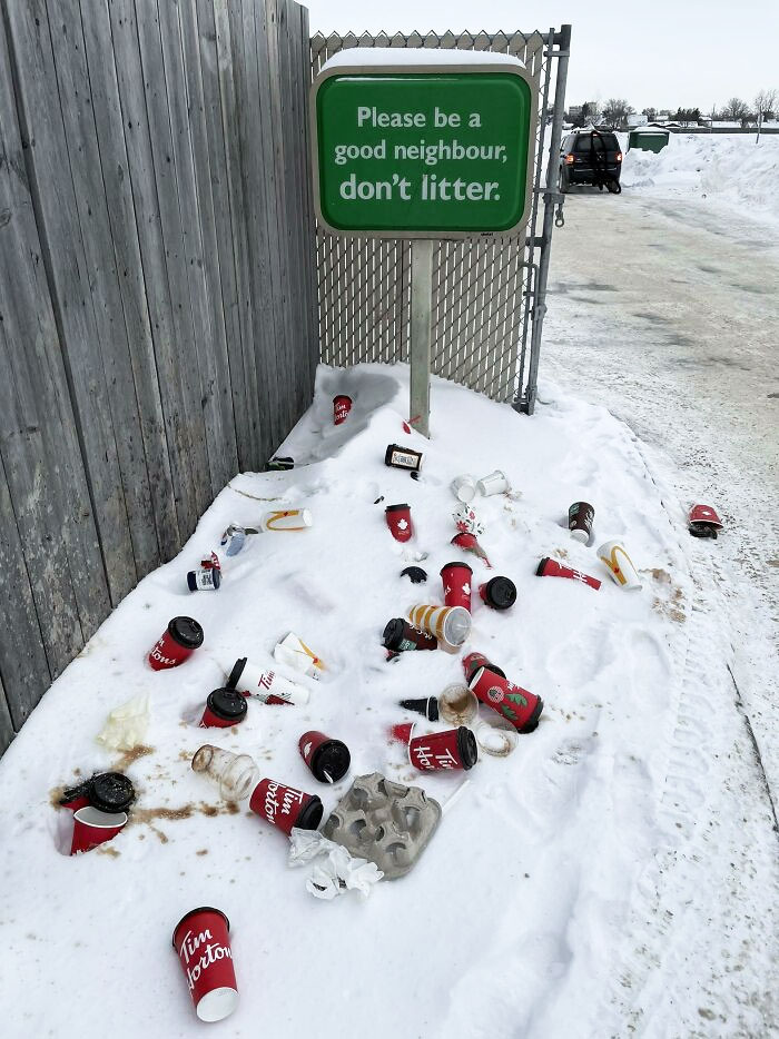 50 Jerk Customers Who Should Be Permanently Banned From Restaurants (New Pics) 50 Jerk Customers Who Should Be Permanently Banned From Restaurants (New Pics)