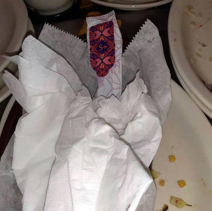 50 Jerk Customers Who Should Be Permanently Banned From Restaurants (New Pics) 50 Jerk Customers Who Should Be Permanently Banned From Restaurants (New Pics)