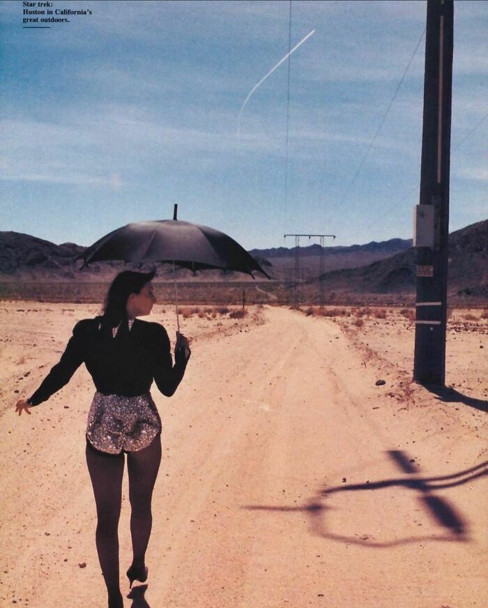 30 Wild And Wholesome Moments From The ‘90s, As Seen On This Dedicated IG Page (New Pics) 30 Wild And Wholesome Moments From The ‘90s, As Seen On This Dedicated IG Page (New Pics)