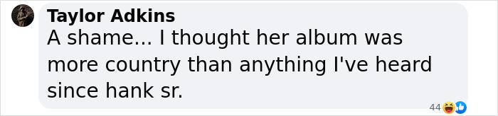 Dolly Parton Says She’d Duet With Beyoncé Live, But Defends The CMA Awards After Nomination Snub Dolly Parton Says She’d Duet With Beyoncé Live, But Defends The CMA Awards After Nomination Snub