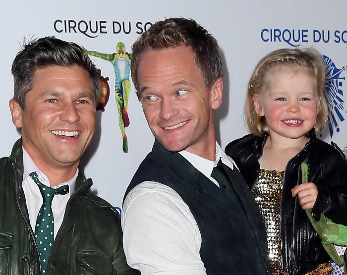 Neil Patrick Harris’ Daughter Harper, 15, Stuns Fans With Her Grown-Up Look At ‘Wicked’ Premiere Neil Patrick Harris’ Daughter Harper, 15, Stuns Fans With Her Grown-Up Look At ‘Wicked’ Premiere