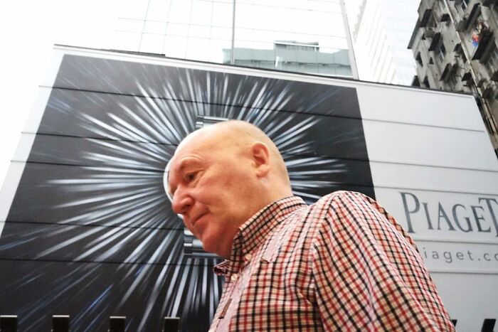 Lucky Coincidences: 20 Perfectly Timed Pictures Taken By Edas Wong (New Pics) Lucky Coincidences: 20 Perfectly Timed Pictures Taken By Edas Wong (New Pics)