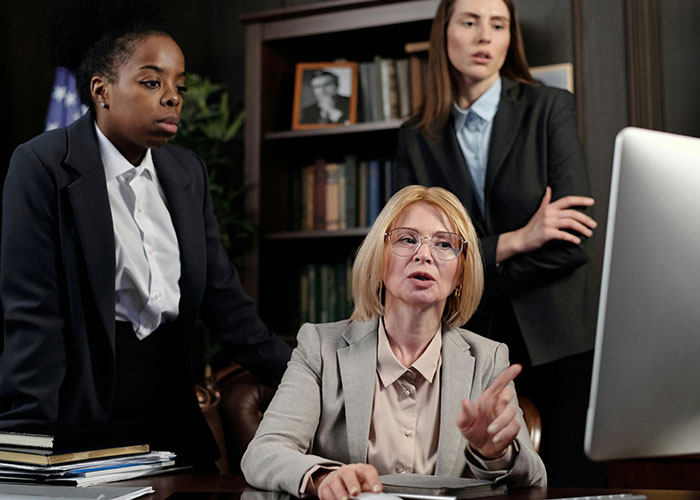 &#8220;I Find This So So So Wrong&#8221;: Employee Refuses To Use Life360, Boss Loses It