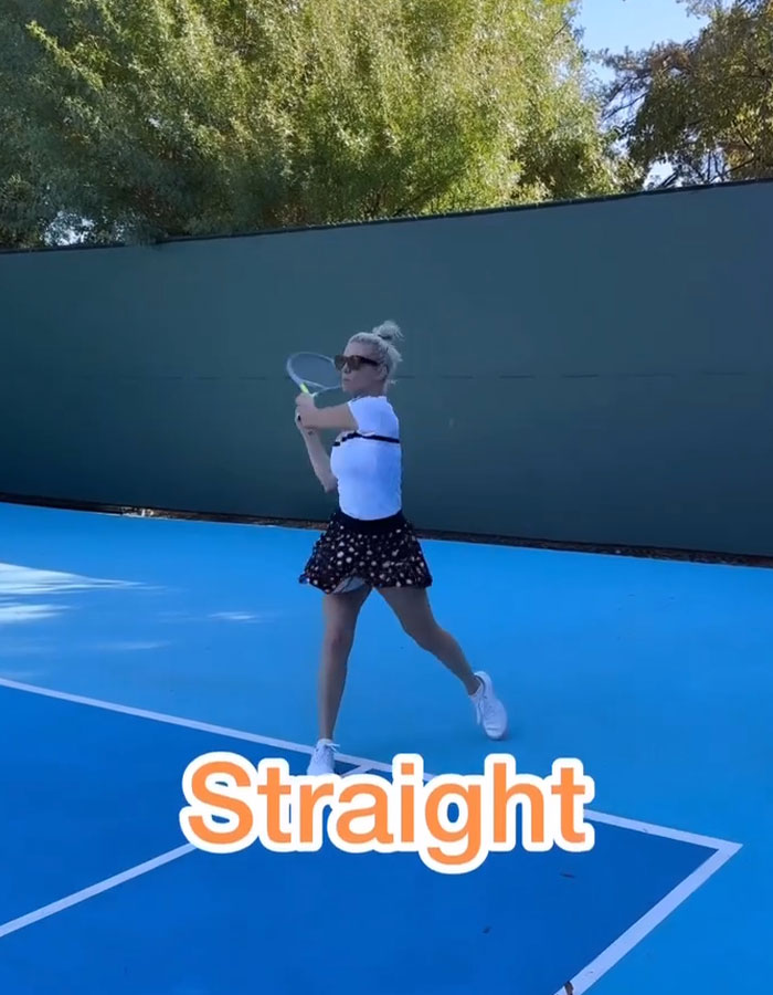 “Jealous” Dave Grohl Thinks Wife Jordyn “Flirted” With Her “Hot Tennis Coach,” Insider Reveals “Jealous” Dave Grohl Thinks Wife Jordyn “Flirted” With Her “Hot Tennis Coach,” Insider Reveals