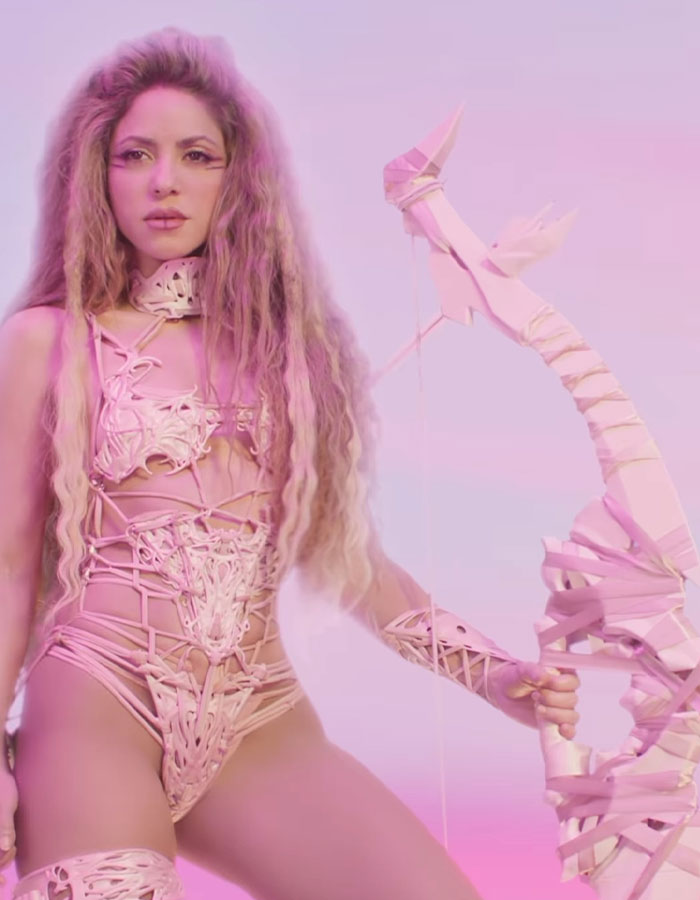 “They Should Be Arrested”: Shakira Cuts Nightclub Performance Short Due To Invasion Of Privacy “They Should Be Arrested”: Shakira Cuts Nightclub Performance Short Due To Invasion Of Privacy