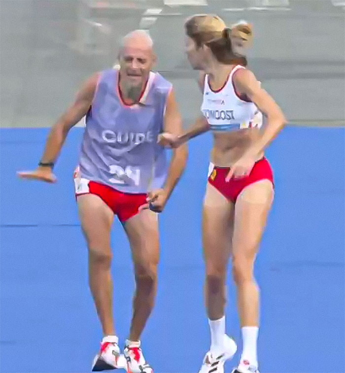 Visually Impaired Paralympian Helps Her Guide And Loses Her Bronze Medal: “I’m Devastated” Visually Impaired Paralympian Helps Her Guide And Loses Her Bronze Medal: “I’m Devastated”