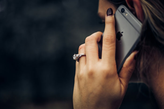 30 Of The Most Unhinged And Disturbing Voicemails People Have Ever Received 30 Of The Most Unhinged And Disturbing Voicemails People Have Ever Received