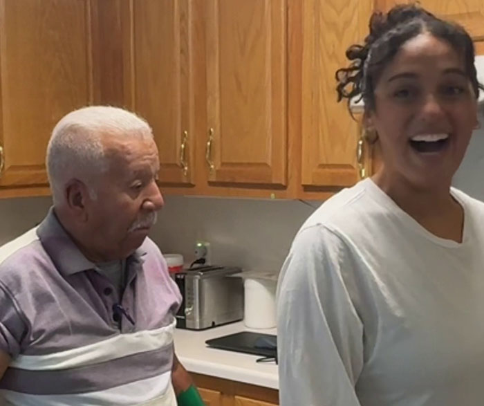 Grandpa Doesn’t Let Cancer Take His Spirit Away As Family Comes Up With A Perfect Way To Remember Him Grandpa Doesn’t Let Cancer Take His Spirit Away As Family Comes Up With A Perfect Way To Remember Him