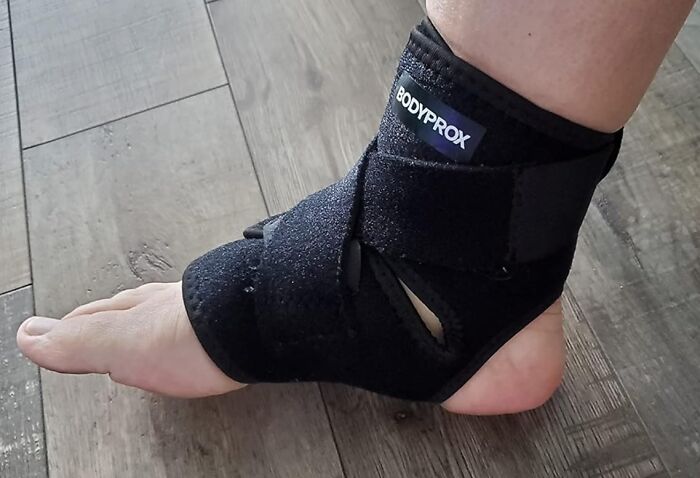 We Don’t Know If We Should Laugh Or Cringe At The 21 Unluckiest People On Reddit We Don’t Know If We Should Laugh Or Cringe At The 21 Unluckiest People On Reddit