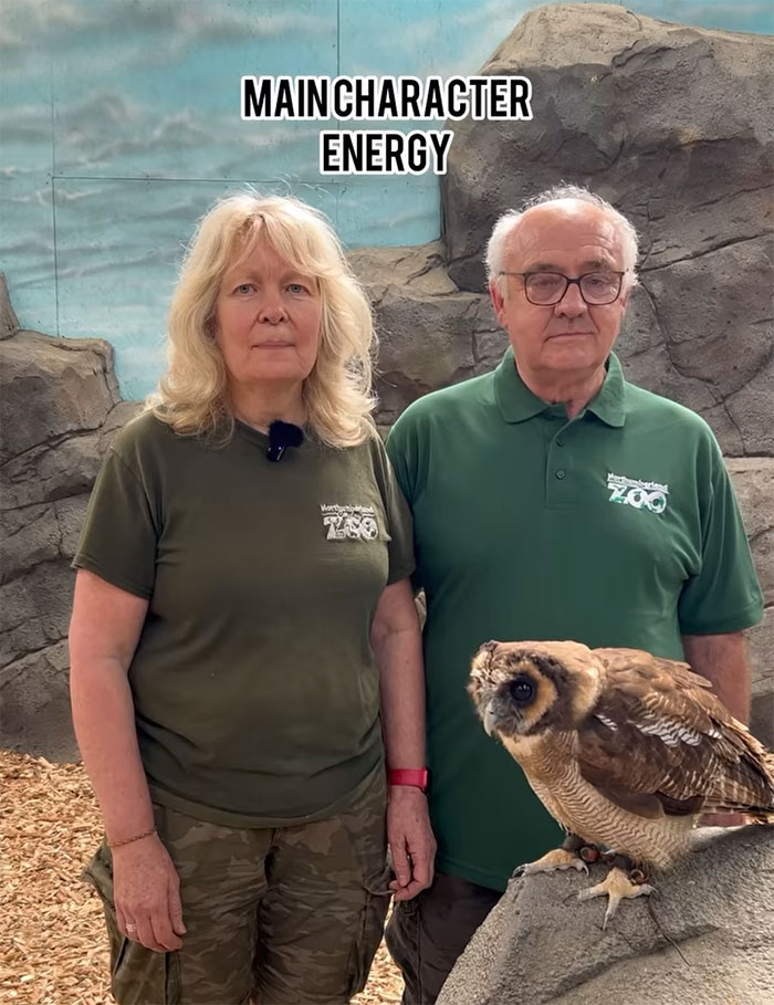 Boomer Couple’s “Gen Z Style” Tour Of Zoo Goes Viral, People Call It “Marketing Genius”