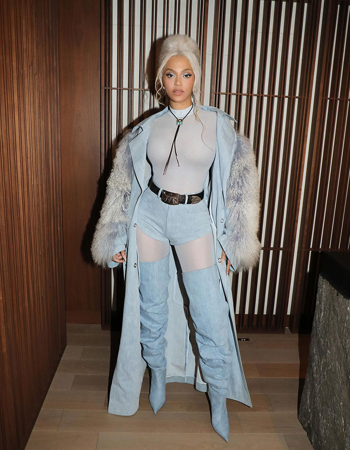 Beyoncé Fans Question CMA 2024 Nominations After She’s Snubbed Beyoncé Fans Question CMA 2024 Nominations After She’s Snubbed