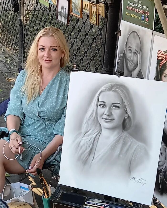 This Street Artist Draws Realistic Portraits That Take Only One Hour To Finish (24 New Pics) This Street Artist Draws Realistic Portraits That Take Only One Hour To Finish (24 New Pics)