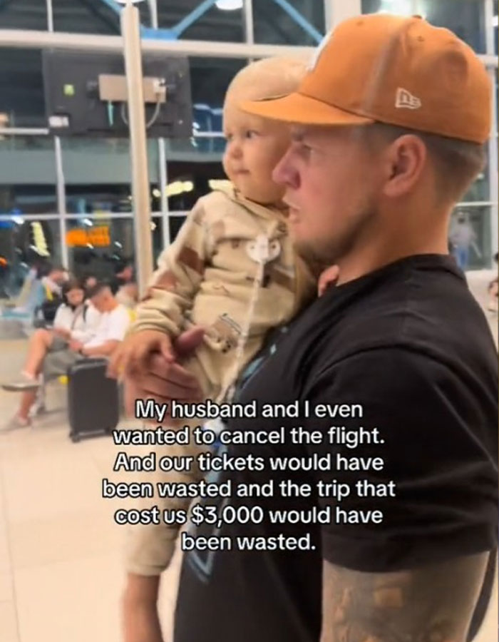 Baby With 104&deg;F Fever Taken On An International Flight, Netizens Slam Parents