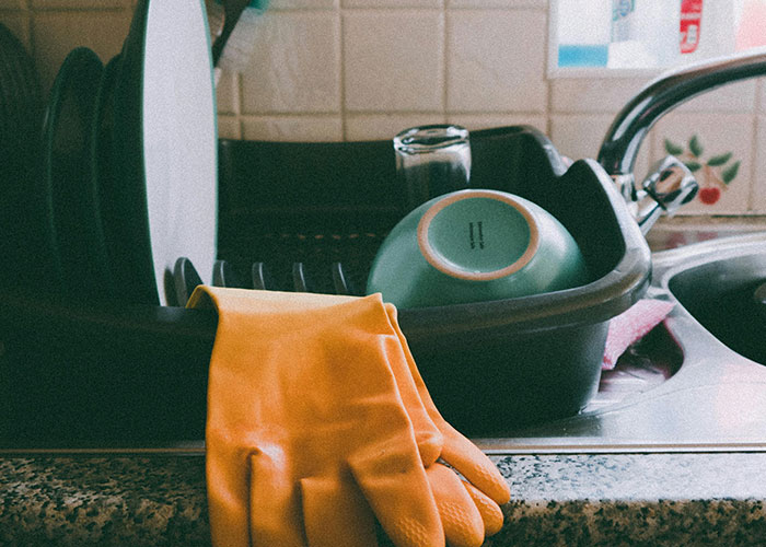 40 Of The Stupidest Things That Left Other People Seeing Red 40 Of The Stupidest Things That Left Other People Seeing Red