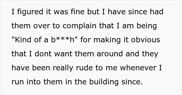 Woman’s Effort To Create Privacy On Balcony Sparks Outrage From Very Social Neighbors Woman’s Effort To Create Privacy On Balcony Sparks Outrage From Very Social Neighbors