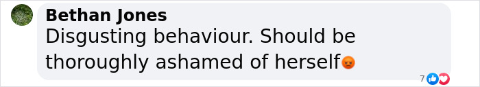 Pro Tennis Player Yulia Putintseva Booed For “Obnoxious Behavior” Toward Ball Girl Pro Tennis Player Yulia Putintseva Booed For “Obnoxious Behavior” Toward Ball Girl