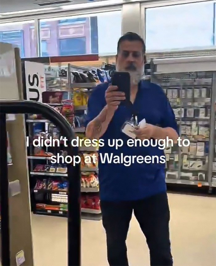 Walgreens Shopper Says Staff “Threatened” And “Stalked” Her After She Violated The “Dress Code”