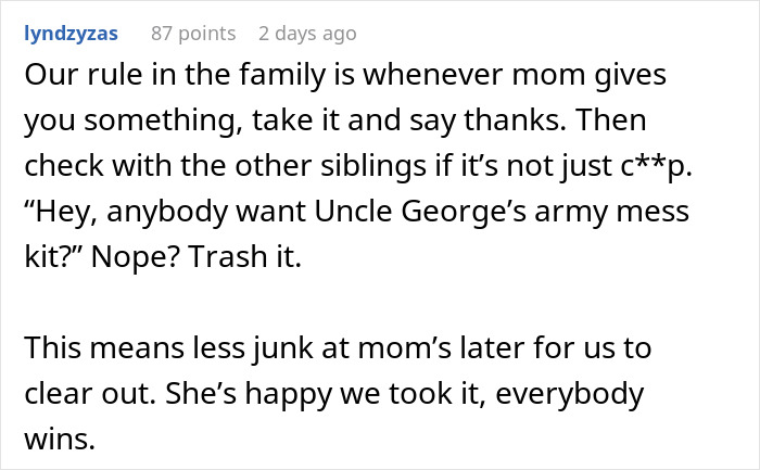 Guy Hides 200 Ducks In His Mom’s House To Get Back At Her For Junk, His “Revenge” Backfires Guy Hides 200 Ducks In His Mom’s House To Get Back At Her For Junk, His “Revenge” Backfires