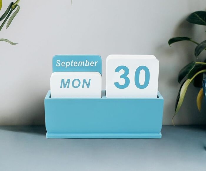 20 Dorm Room Essentials That Will Make You The Coolest Kid On Campus 20 Dorm Room Essentials That Will Make You The Coolest Kid On Campus