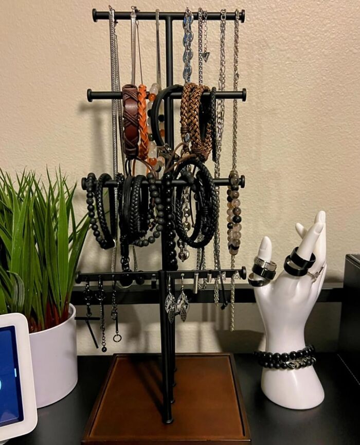 20 Dorm Room Essentials That Will Make You The Coolest Kid On Campus 20 Dorm Room Essentials That Will Make You The Coolest Kid On Campus