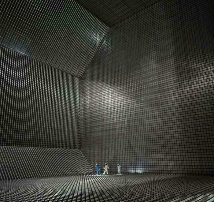 30 Gigantic Things That People With Megalophobia Just Can’t Stomach (New Pics) 30 Gigantic Things That People With Megalophobia Just Can’t Stomach (New Pics)