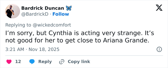 Ariana Grande And Cynthia Erivo Suddenly Decide To Stop Doing Interviews After “Lunatic” Acts Ariana Grande And Cynthia Erivo Suddenly Decide To Stop Doing Interviews After “Lunatic” Acts