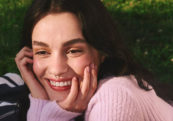 Lady Tells Grandkid She Looks Like A Bull With Her Nose Ring, She Dubs Her Ronald McDonald In Return Lady Tells Grandkid She Looks Like A Bull With Her Nose Ring, She Dubs Her Ronald McDonald In Return