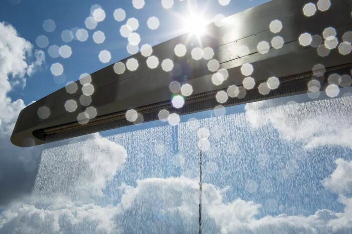 Fun Accidental Moments Captured By This Street Photographer (50 New Pics) Fun Accidental Moments Captured By This Street Photographer (50 New Pics)