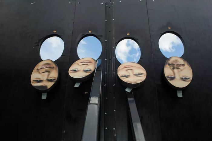 Fun Accidental Moments Captured By This Street Photographer (50 New Pics) Fun Accidental Moments Captured By This Street Photographer (50 New Pics)