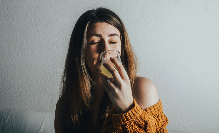 Mom Starts Getting Suspicious Of Au Pair As Ring Camera Catches Something Fishy Mom Starts Getting Suspicious Of Au Pair As Ring Camera Catches Something Fishy