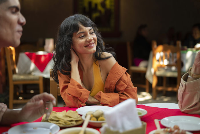 First Date Almost Turns Into An Arranged Marriage Interview After Woman Shows Up With Her Parents First Date Almost Turns Into An Arranged Marriage Interview After Woman Shows Up With Her Parents