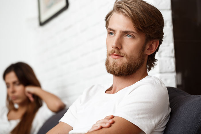 Man Is Livid After Fiancée Insists On Inviting His Toxic Parents, Threatens To Cancel Wedding Man Is Livid After Fiancée Insists On Inviting His Toxic Parents, Threatens To Cancel Wedding