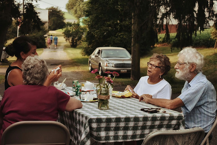 “I’m 68 And Totally Alone”: 50 People Share What It’s Like Being Seniors