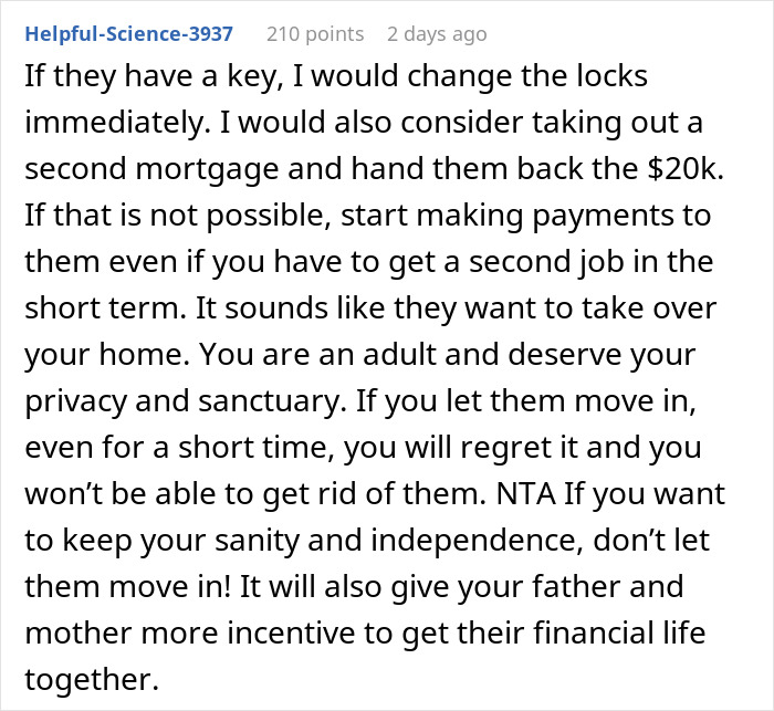 Son Refuses To Let Parents Move In, They’re Furious: “Family Should Support Each Other” Son Refuses To Let Parents Move In, They’re Furious: “Family Should Support Each Other”